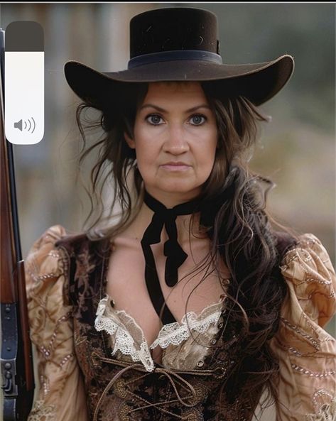 Old Western Hairstyles, Western Hairstyles, Hair With Hat, Cowgirl Hair, Old Western, Saloon Hair, Western Look, Old West, Womens Hairstyles