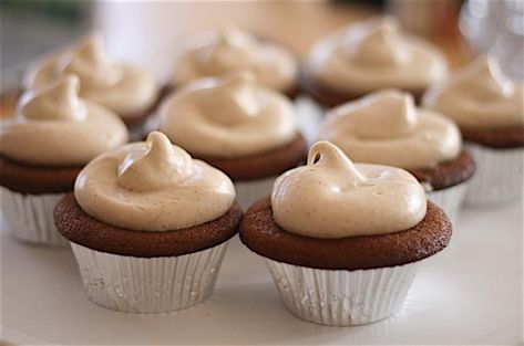 Eggnog Frosting, Tastee Recipe, Spice Sugar Cookies, Gingerbread Cupcakes, Cinnamon Cream Cheese, Cream Cheese Frosting Recipe, Stronger Together, Cinnamon Cream Cheese Frosting, Frosting Recipe