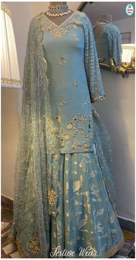 Heavy Wedding Suits For Women, Heavy Wedding Dresses Pakistani, Gharara Pattern Dress, Latest Heavy Suits Designs, Latest Punjabi Suit Design 2023, Shrara Design Pakistani Bridal, Lehnga Suit Designs Latest, Ladies Punjabi Suits Party Wear, Garara Designs Pakistani Dresses Wedding