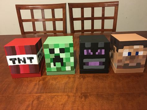 Minecraft centerpiece Minecraft Centerpiece, Minecraft Table, Minecraft Town, Minecraft Village, Minecraft Party, Table Centerpieces, Minecraft, Toys, Birthday