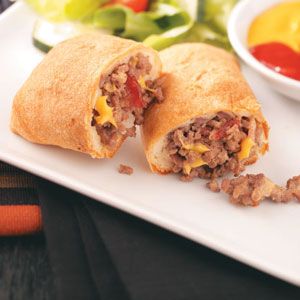 Bacon cheeseburger roll ups Bacon Cheeseburger Dip, Bacon Cheeseburger, Super Bowl Food, Roll Ups, Iowa State, Wrap Sandwiches, State Fair, Taste Of Home, Ground Beef Recipes