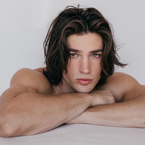 Wyatt Austin Cushman on Instagram: “Peace & Calm 🧘🏻‍♂️” Androgynous Long Hair, Wyatt Cushman, Long Hair Male Model, Men Photoshoot, Attractive Guys, Professional Dresses, Instagram Influencer, Long Hair Styles Men, Good Looking Men