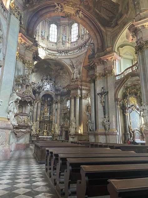 St Nicholas Church, St Nicholas, Prague