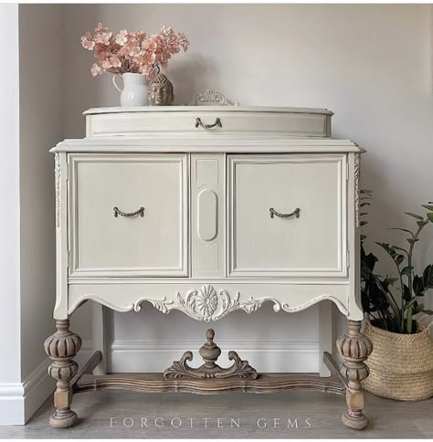 Ornate Cabinet, Antique Buffet, Furniture Fix, Furniture Flip, Furniture Rehab, Diy Furniture Renovation, Furniture Refinishing, Furniture Renovation, Furniture Finishes