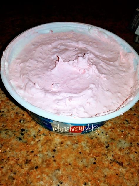 Sugar Free Fluff – Keto Beauty Galletas Keto, Keto Whipped Cream, Cool Whip Desserts, Sugar Free Jello, Sugar Free Cheesecake, Sugar Free Recipes Desserts, Fluff Recipe, Sugar Free Pudding, Fluff Desserts