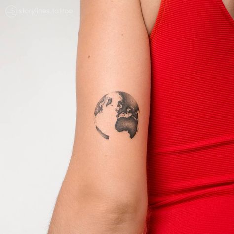 Spain Tattoo, Astronomy Planets, World Maps, Memorial Tattoos, Mini Tattoos, Tattoo Artist, Tattoo Studio, Paw Print Tattoo, Artist Studio