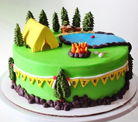 All ready for a camping adventure! This cake is iced in buttercream, and all decorations are made out of gumpaste and/or fondant. Such a fun theme to do! Camping Themed Cake, Camping Theme Cakes, Camping Birthday Cake, Boy Scout Cake, Campfire Cake, Poker Cake, Nature Cake, Camping Cakes, Camping Theme Birthday