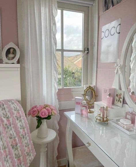 Princess Bedroom, Pretty Pink Princess, Girly Room, Pretty Room, Pink Bathroom, Dream Room Inspiration, Dream Apartment, Room Makeover Bedroom, Pink Room