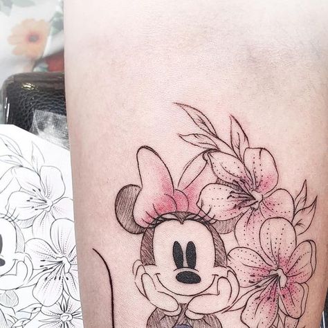 De l’autre côté du Miroir | Vaëma on Instagram: "Tattoo of the day !! . . #tattoo#tattooartist#tattooist#tatouage#tatouagemagazine#tatouages#ink#disneytattoo#disneytattooflash#minnie#minnietattoo" Minnie Mouse Tattoo, Minnie Tattoo, Unique Tattoos For Women, Mouse Tattoos, Instagram Tattoo, Disney Tattoos, Unique Tattoos, Tattoos For Women, Minnie Mouse