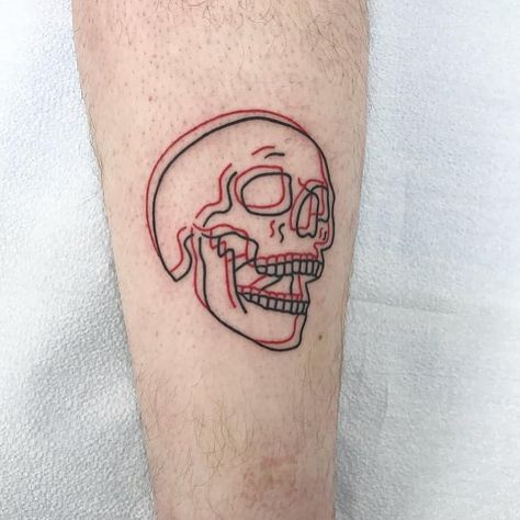 Anaglyph black and red skull - Tattoogrid.net Tattoo Crane, Small Skull Tattoo, Tattoo Fairy, Dragons Tattoo, Tato Minimal, Petit Tattoo, Tattoo Trend, Shape Tattoo, Tato Lengan