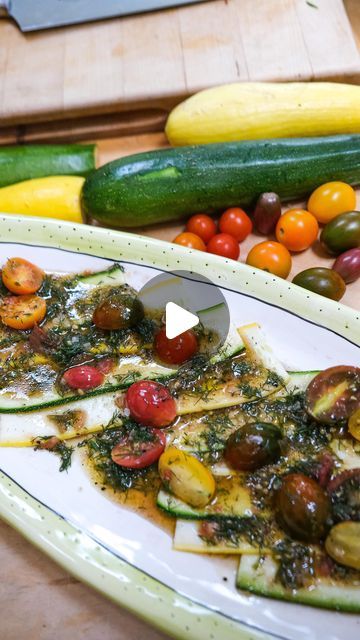 michael symon on Instagram: "HOW TO MAKE GARLIC PASTE! 🧄 🌿  Most recently I used this in the zucchini carpaccio and tomato vinaigrette, but thought it deserved its own spot on the feed. Save this video to come back to and use in your recipes all year long!" Tomato Carpaccio, Zucchini Carpaccio, Carpaccio Recipe, Tomato Vinaigrette, Michael Symon, Sides Recipes, Cooking Hacks, Garlic Paste, Vegetable Sides