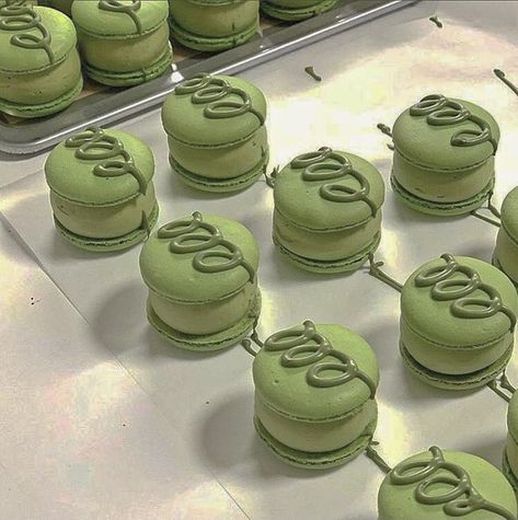 #food#aesthetic#greenacademia#mochi#dessertaesthetic Minuman Starbucks, Green Aesthetic Tumblr, Kue Macaroon, Mint Green Aesthetic, Matcha Green, Greens Recipe, Cafe Food, Macaroons, Green Aesthetic