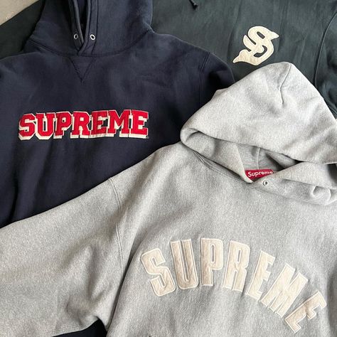 Supreme Hoodie, Heart Clothes, Blue Room, Streetwear Aesthetic, Fire Fits, Vintage Hoodies, Winter Fits, Streetwear Men Outfits, Style Streetwear