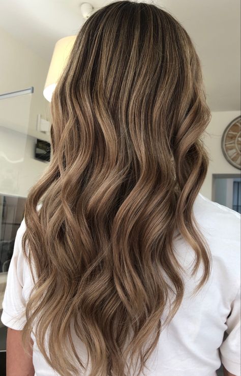 #balayage #olaplex #hairstylist Lighter Brown Hair With Highlights, Brownish Highlights, Light Brunette Balayage, Light Brown Hair With Lowlights, Blonde With Brown Highlights, Utah Curls, Light Brunette Hair Color, Lighter Brown Hair, Cute Curls