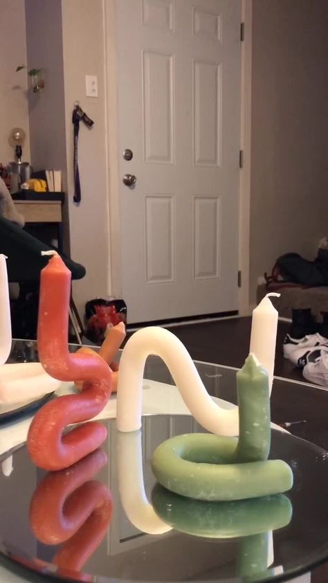 Mandy (ಥ﹏ಥ)(@mandarinloo) on TikTok: urban outfitters be like $25 #candles #bendycandle #diy #fyp #foryou Bending Candles, Wavy Candle, Curved Candles, Funky Candles, Bendy Candles, Twisted Candles, Candle Diy, Diy Room Decor For Teens, Astuces Diy