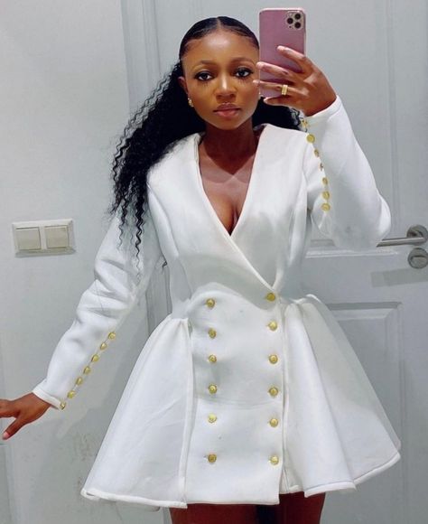 White Dress Plus Size Classy, Skater Dress Outfit, Grad Outfits, African Party Dresses, Corporate Dress, Chic Dress Classy, Dinner Dress Classy, African Lace Dresses, Stylish Work Attire