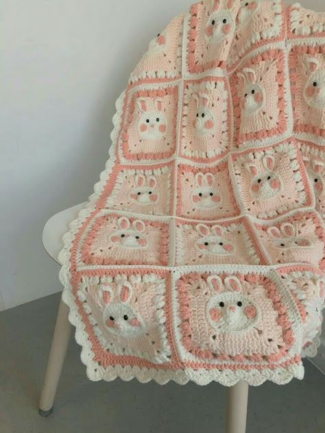 Crochet Rabbit Granny Square, Crochet For Wedding Ideas, Rabbit Crochet Blanket, Rabbit Granny Square, Bunny Crochet Blanket, Coquette Crochet, Rabbit Crochet, Crocheted Baby Blanket