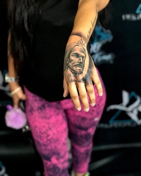 San Judas Tadeo Tattoo For Women, St Jude Tattoo, St. Jude Tattoo, San Judas Tattoo, San Judas Tadeo Tattoo, Blast Over Tattoo, Hand Tatts, Tattoo Homme, Tat Inspiration