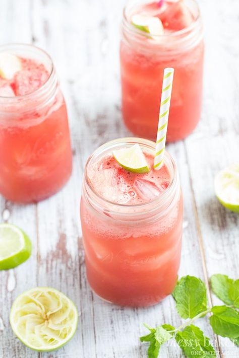 Watermelon Snack, Moscato Sangria, Watermelon Mojito, Watermelon Drink, Refreshing Beverages, Coconut Shavings, Watermelon Mint, Fruit Leather, Fresh Watermelon