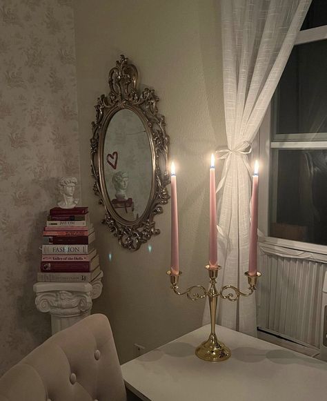 creds: romneyellen on insta Vintage Princess Aesthetic Bedroom, Vintage Princess Aesthetic, Pink Princess Room, Room Pastel, Rosé Core, Bedroom Ideas For Small Rooms Cozy, The Other Woman, Fairytale Aesthetic, Glam Bedroom