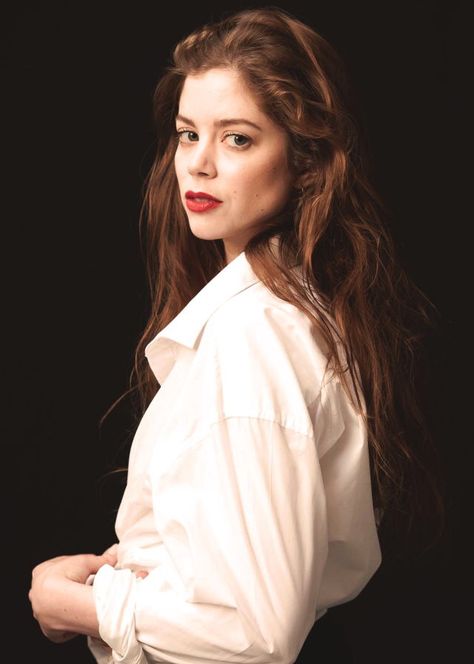 Charlotte Hope, Breaking Bad Jesse, Catherine Of Aragon, Save The Queen, Aragon, Beauty Icons, Breaking Bad, Black Women, Hair Color