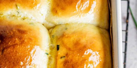 Sour Cream and Chive Dinner Rolls