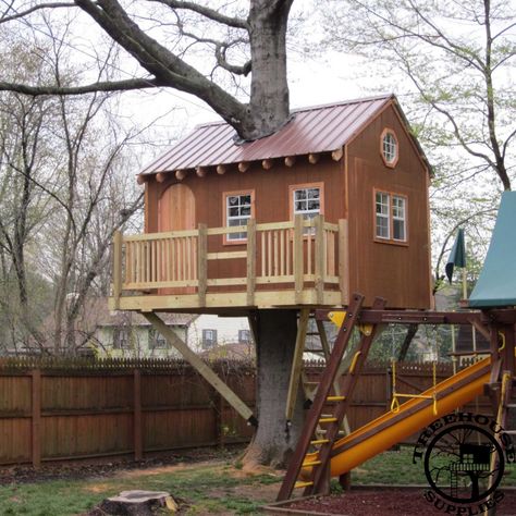 Simple House Decor, House Design Simple, Tree Platform, Treehouse Plans, Adult Tree House, Treehouse Construction, Simple Tree House, House Plans Design, Kids Backyard Playground