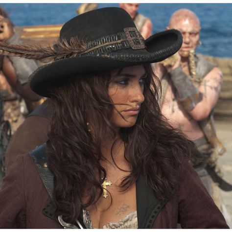 Pirate Talk, Pirate Cosplay, Kaptan Jack Sparrow, On Stranger Tides, Elizabeth Swann, Pirates Life, To Pee, Pirate Woman, Captain Jack Sparrow