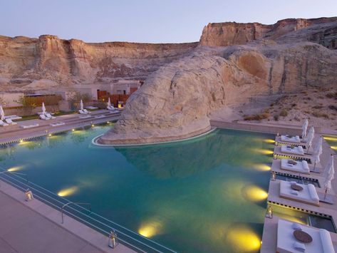 The Amangiri in UT has an incredible pool that uses the natural landscape as an eye catching pool feature. Amangiri Hotel, Amangiri Resort Utah, Ideas De Piscina, Amangiri Resort, Cool Swimming Pools, Palm Jumeirah, Lake Powell, Beautiful Hotels, Cabo San Lucas