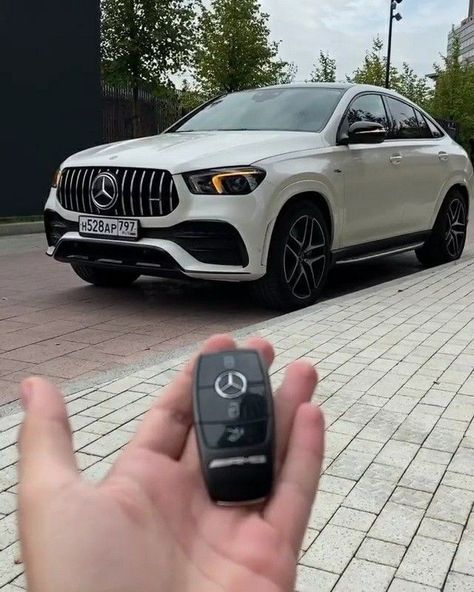 Gle 53 Amg, Manifestation Journal Prompts, Mercedes Benz Gle Coupe, Luxury Cars Mercedes, Benz Suv, مرسيدس بنز, Dream Cars Mercedes, New Luxury Cars, Luxury Car Brands