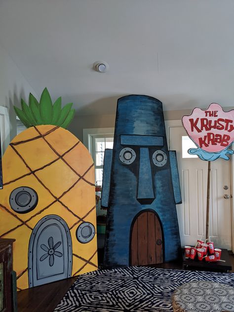 Krusty Krab Sign, Squidward House, Costume Puppet, Spongebob Shows, Spongebob Party Decorations, Spongebob Birthday Party Decorations, Spongebob Halloween, Spongebob House, Krusty Krab