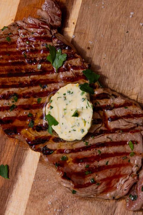 The BEST Compound Butter For Steak (Herb Butter) – Beat The Budget Steak Compound Butter, Compound Butter For Steak, Butter For Steak, Herb Butter For Steak, Steak Butter Recipe, Recipe Using Honey, Herbed Butter, Compound Butter Recipe, Steak Rolls