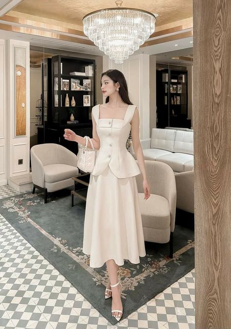 Aesthetic Korean Fashion, Money Dress, Elegant Classy Outfits, Neat Casual Outfits, Fashion Outfit Ideas, Elegant Outfit Classy, Aesthetic Korean, Elegant Dresses Classy, Korean Fashion Dress