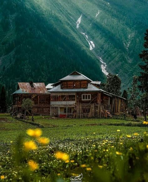 Nature Pakistan, Pakistan Nature, Pakistan Beauty, Kashmir Pakistan, Mountains Aesthetic, Azad Kashmir, Italy Aesthetic, Pretty Landscapes, City Wallpaper