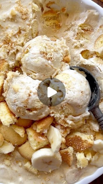 Jenna Barnard on Instagram: "Ok after seeing the viral Trader Joe’s banana pudding ice cream, I had to try making it myself! This version is ridiculously easy to make and can also be made regular or dairy free. It has all the sweet creamy richness of banana pudding but in a delicious no churn ice cream version 🍨 full recipe is on my website!" Jenna Barnard, Lipedema Diet, Banana Pudding Ice Cream, Banana Ice Cream Recipe, Easy Banana Pudding, Condensed Coconut Milk, Easy Ice Cream Recipe, Pudding Ice Cream, Easy Ice Cream