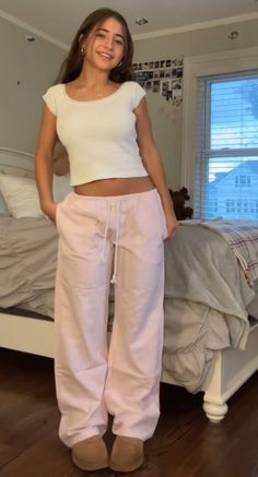 Cut Outfits, Look Legging, Skandinavian Fashion, Looks Party, Outfit Inspo Casual, Cute Lazy Day Outfits, Lazy Day Outfits, Stockholm Fashion, Summer Fits