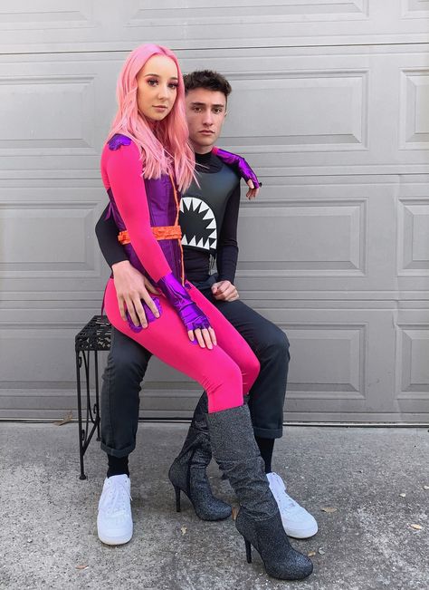 Couples Halloween Costume Idea                                                          @maddy_gundersen                       @joshwlnters                                     #halloween #halloweencostumes #couplescostumes #couplecostumeideas #halloween2019 #uniquecostume #lavagirl #sharkboy #halloweenideas #halloweeninspiration #pinkhair #pinkhairinspo Lava Girl Costume, Shark Boy And Lava Girl, Teen Costumes, Lava Girl, Couples Costumes Creative, Shark Boy, Unique Couple Halloween Costumes, Halloween Parejas, Best Couples Costumes