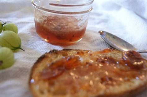 Gooseberry Chutney, Gooseberry Recipes, Chutney Recipe, Berries Recipes, Chutney Recipes, Garden Recipes, Flower Food, Jams & Jellies, Green Gables