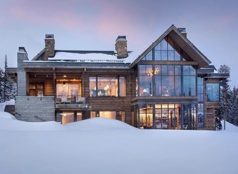 Ski Chalet Exterior, Luxury Room Ideas, Modern Ski Home, Farmhouse Lodge, Winter House Exterior, Winter Chalet, Mountain Dream Homes, Winter Lodge, Ski Home