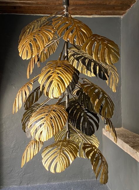 Casamidy - TROPICAL LEAF Magazine Crafts, Tropical Leaf, Anne Marie, Tropical Leaves, Interior Design Inspiration, Light Shades, Black And Gold, Fall Wreath, Chandeliers