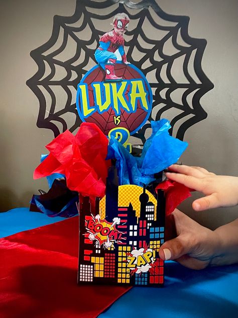 Spidey Centerpieces, Spiderman Centerpiece Ideas, Spiderman Centerpieces, Spiderman 4, Twin Birthday Parties, Spiderman Birthday Party, Twin Birthday, Spiderman Birthday, 5th Birthday