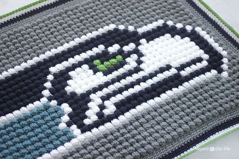 Crochet Bobble Stitch Pixel Blanket (Seattle Seahawks Blanket) - Repeat Crafter Me Pixel Blanket, Crochet Bobble Stitch, Bobble Stitch Crochet, Slip Stitch Crochet, Bobble Crochet, Crochet Bobble, Repeat Crafter Me, Crochet Blanket Afghan, Pixel Crochet