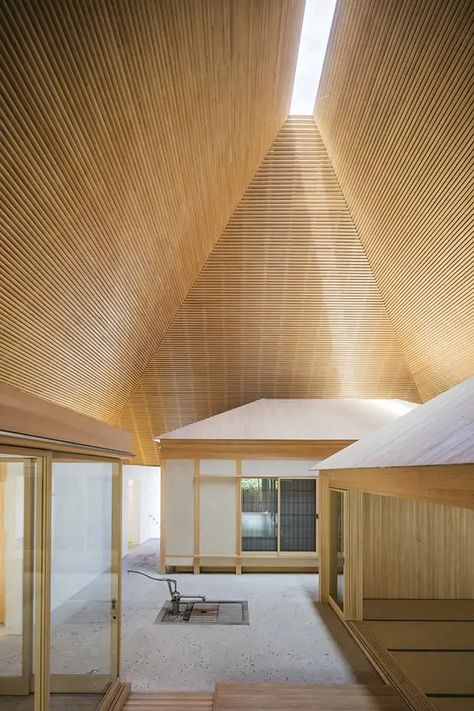 Daylight Architecture, Cahuita, Sports Hall, Hinoki Wood, Community Halls, Architecture Magazine, Community Centre, Wood Architecture, Architecture Magazines