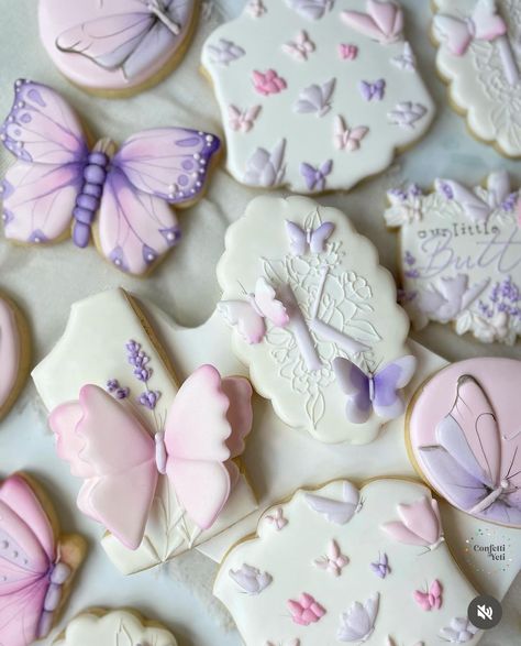 Enchanted Forest Cookies, Gemstone Cookies, Enchanted To Meet You Baby Shower Theme, Butterfly Baby Shower Cookies, Butterfly Cookies Decorated, Butterfly Kisses And Baby Wishes, Fairy Cookies, Treat Making, Butterfly Themed Birthday Party