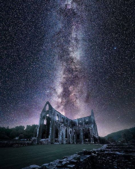 Tintern Abbey under the night sky Tintern Abbey, Milky Way Photography, Night Sky Photography, Black Holes, Milky Way Galaxy, Galaxy Art, Starry Sky, Milky Way, Sky Photography