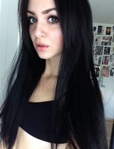 Natural black hair Black Hair Fair Skin, Natural Makeup Pale Skin, Black Hair Pale Skin, Hair Tumblr, Pale Skin Makeup, Pale Makeup, Hair Pale Skin, Hair Fair, Porcelain Skin