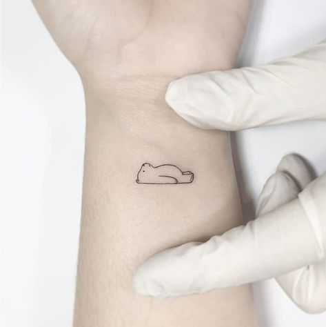 Simplicity Tattoo, Polar Bear Tattoo, Bear Tattoo Designs, Tato Minimal, Tattoo Placements, Bear Tattoos, Disney Tattoo, Tattoo Artwork, Cute Tiny Tattoos