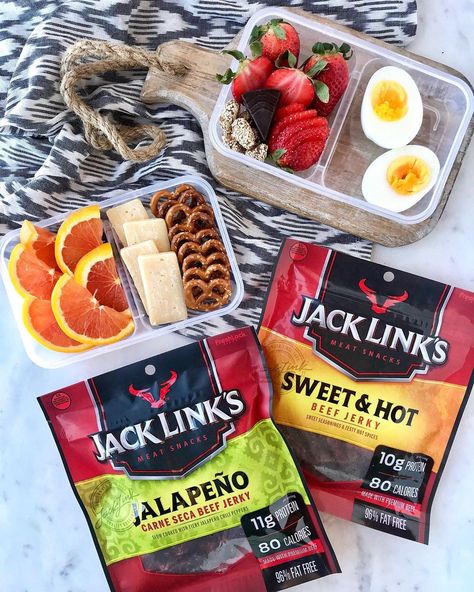 Healthy & Easy Meal Ideas on Instagram: “A His vs. Hers Snackdown! 💙💪🏻💗 Ya'll know I take my snacks very seriously - I'm always prepared with emergency purse snacks for moments…” Purse Snacks, Always Prepared, Easy Meal Ideas, Eat Snacks, Meat Snacks, Beef Jerky, Healthy Easy, Fat Free, Meal Ideas