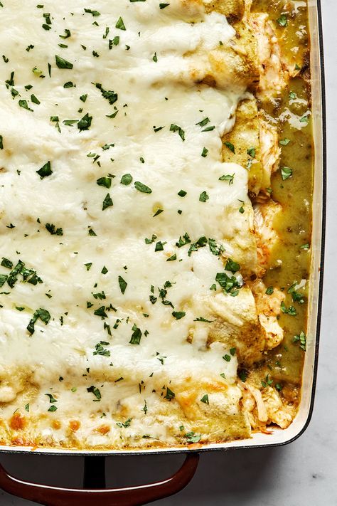 Creamy, cheesy, and so very easy—these comforting chicken enchiladas are slathered in tangy green enchilada sauce and are everything you’re craving today (and, let’s be honest, every day). Chicken Enchiladas Green Sauce, Chicken Enchiladas With Green Sauce, Healthy Enchiladas, Green Enchilada Recipe, Best Chicken Enchilada Recipe, Shredded Chicken Enchiladas, Mexican Casseroles, Creamy Enchilada, Easy Enchilada Recipe