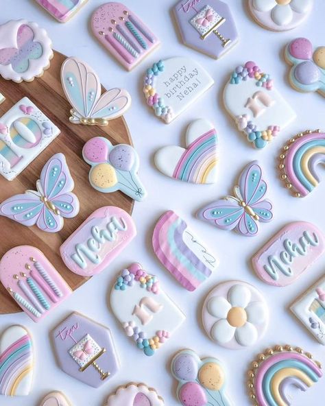 Rainbows And Butterflies, Butterfly Cookies, Cute Baking, Girl 2nd Birthday, Rainbow Butterfly, Sweet Lady, Butterfly Birthday, Cute Birthday Cakes, Toddler Birthday